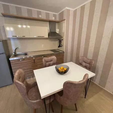 Esteban Vip Luxury Apartment