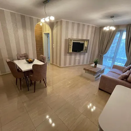 Esteban Vip Luxury Apartment